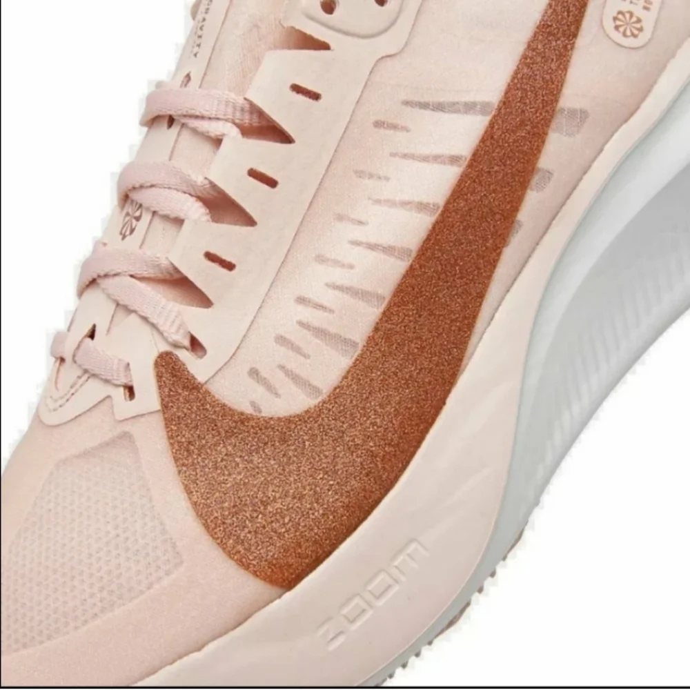 Nike Zoom Gravity Running Sneakers Echo Pink Metallic Red Bronze